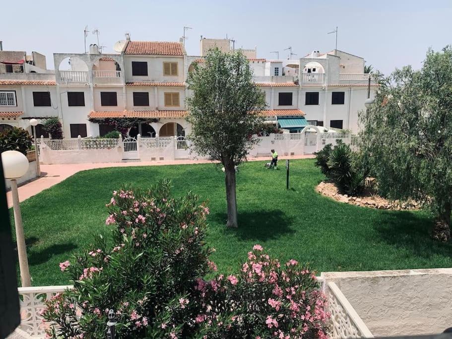 Haus Am Meer Torrevieja Esterno foto